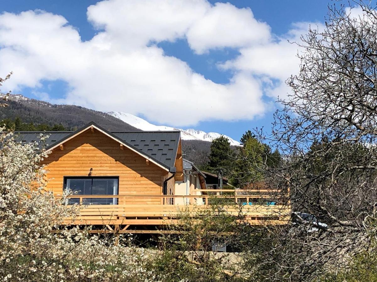 Chalet Avec Vue Lac Embrun Εξωτερικό φωτογραφία
